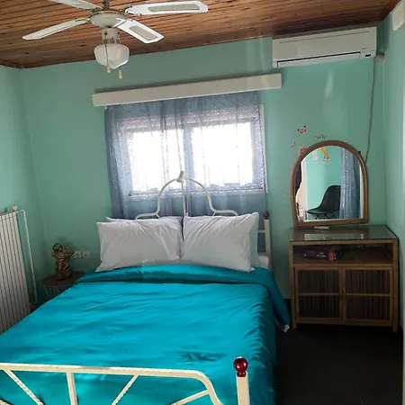 Krista's House * איוי תיאודורי