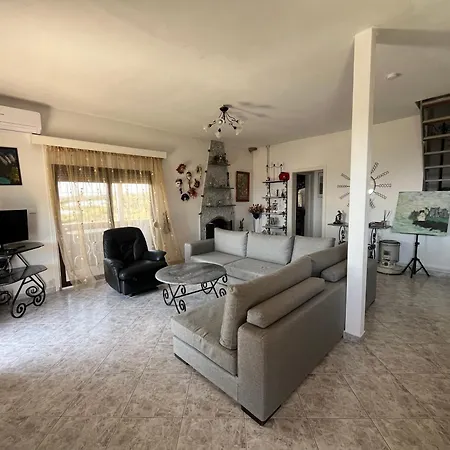 Krista's House בית נופש איוי תיאודורי