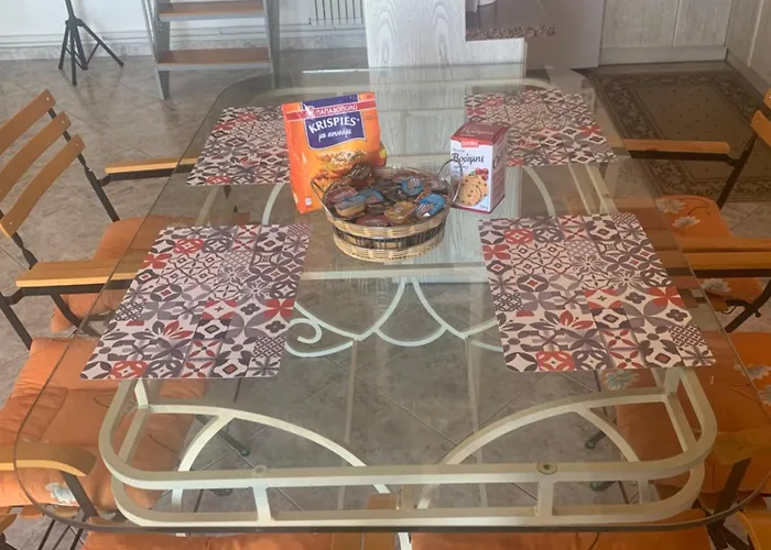 בית נופש Krista's House *